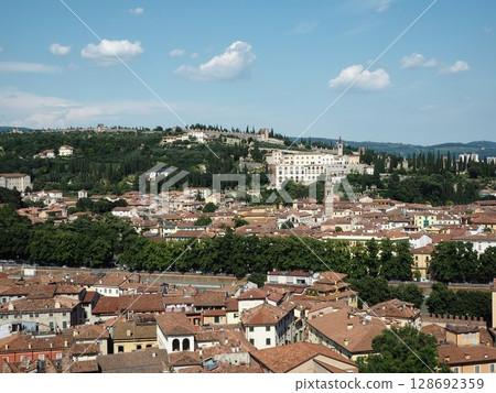 Italy Verona 002 128692359