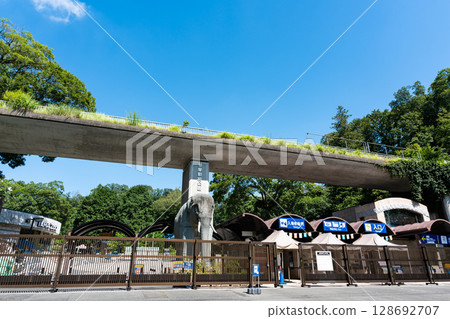 Entrance to Tama Zoological Park, Todokubo, Hino City, Tokyo Entrance to Tama Zoological Park, Todokubo, Hino City, Tokyo 128692707