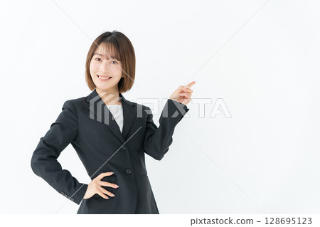 女商人，年輕女子，指著 128695123