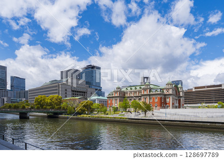 [Urban Landscape] Waterfront landscape of Nakanoshima, Osaka 128697789