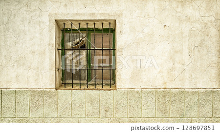 Old Window 128697851