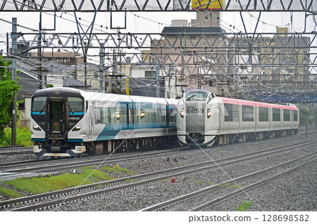 Tokaido Line, Ofuna-Totsuka, JR East, E257 series 2000 series, NA-10 train (Omiya), Odoriko Tokaido Line, Ofuna-Totsuka, JR East, E257 series 2000 series, NA-10 train (Omiya), Odoriko 128698582