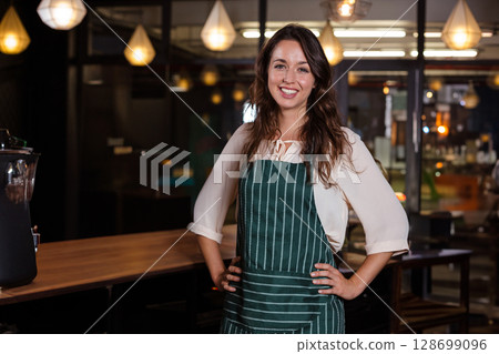 barista, coffee, woman 128699096