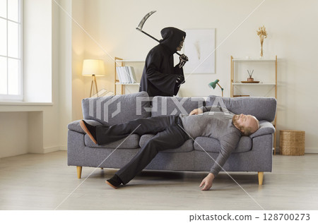 Death coming to old senior man at home, finding new victim, male panic attack Death coming to old senior man at home, finding new victim, male panic attack 128700273