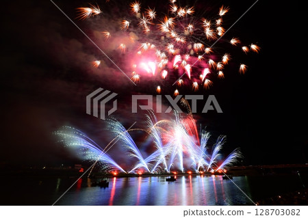 豐橋只園祭放煙花 128703082