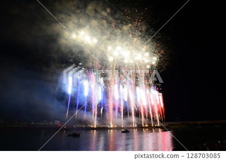 豐橋只園祭放煙花 128703085