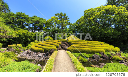 Summer at Suruga Castle 128703676
