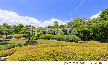 Summer at Suruga Castle 128703690