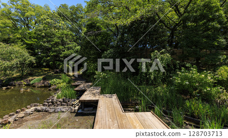 Summer at Suruga Castle 128703713