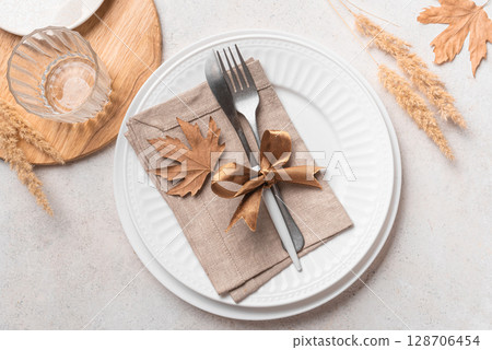 Boho table setting with dry plants Boho table setting with dry plants 128706454