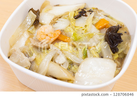 美味便利商店便當:中式蓋飯便當 美味便利商店便當:中式蓋飯便當 128706846