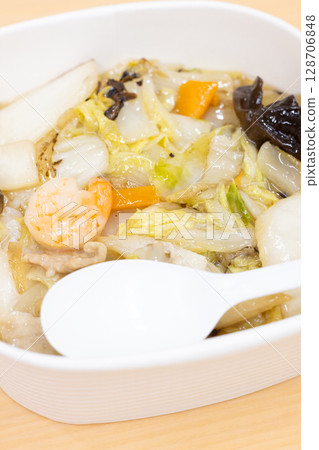 美味便利商店便當:中式蓋飯便當 美味便利商店便當:中式蓋飯便當 128706848