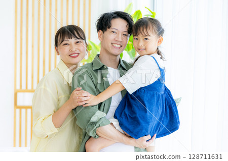 Young family image Young family image 128711631