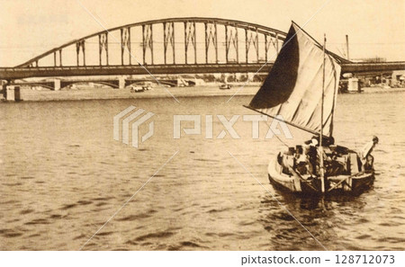 老照片，1932年，東京，總武線隅田川大橋和隅田川藏前大橋 128712073
