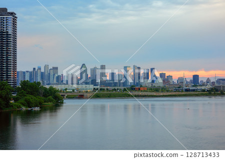 Montreal Skyline Saint Lawrence River Downtown Quebec Canada Montreal Skyline Saint Lawrence River Downtown Quebec Canada 128713433