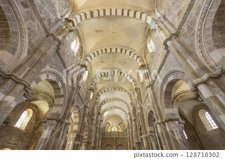 Majestic Romanesque Architecture in Vezelay Abbey 128718302
