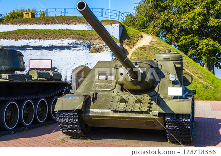 Military battle war tank tanks monument monuments Brest Fortress Belarus. 128718336