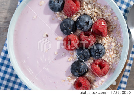 Healthy smoothie bowl with berries Healthy smoothie bowl with berries 128720090