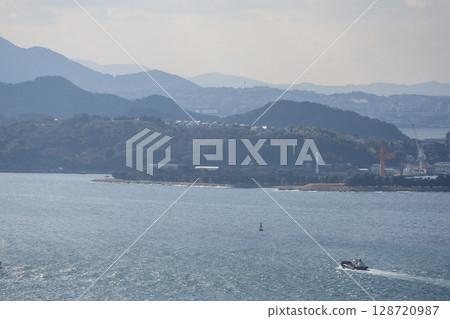 View from Mojiko Retro Observation Room, Kitakyushu City, Fukuoka Prefecture, toward Ganryujima 128720987