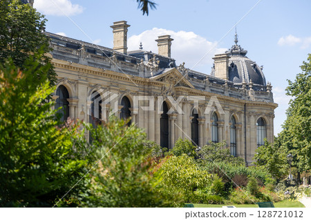 travel, cultural heritage, French style 128721012
