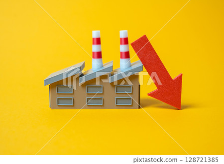 Factory building and red arrow pointing down. Fall in production, productivity. Few orders, economic problems. Factory building and red arrow pointing down. Fall in production, productivity. Few orders, economic problems. 128721385