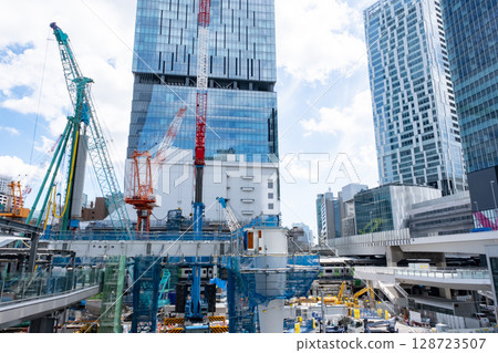 Construction site in front of Shibuya Station 128723507