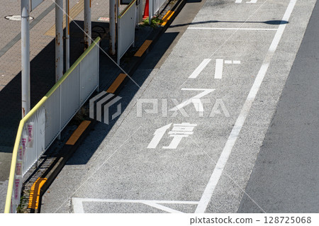 本地公車停靠站 128725068