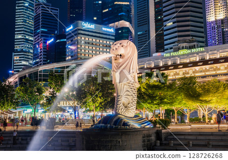 Singapore - Illuminated Merlion 128726268
