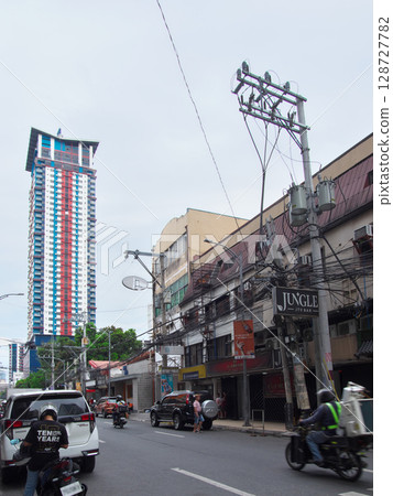 活力菲律賓 - 馬尼拉馬拉特區城市景觀（2025 年 5 月） 128727782