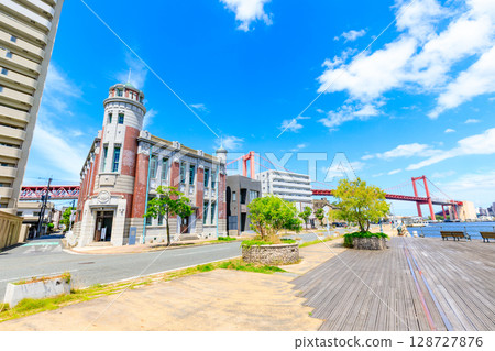 Wakato Bridge and cityscape in summer, Kitakyushu City, Fukuoka Prefecture 128727876