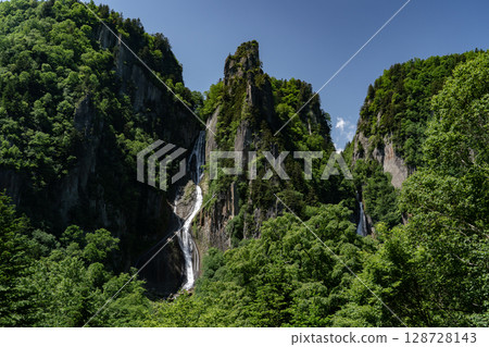 Beautiful fresh greenery at Ginga Falls Beautiful fresh greenery at Ginga Falls 128728143