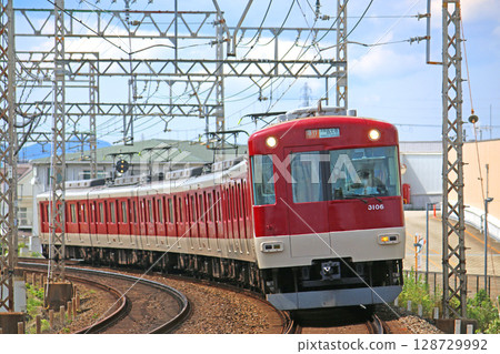 Train running on the Kintetsu Kyoto Line 128729992