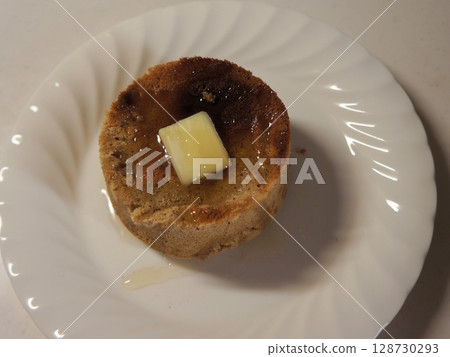 Hojicha souffle pancakes Hojicha souffle pancakes 128730293