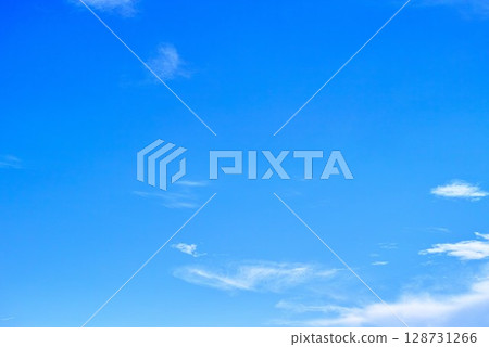 藍色的天空和雲圖像 藍色的天空和雲圖像 128731266
