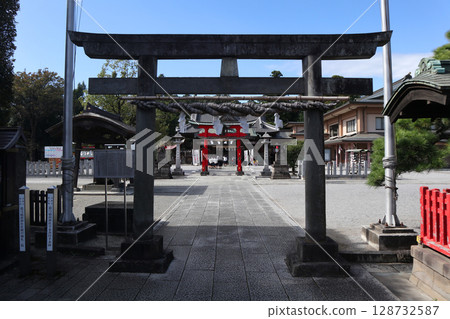 Yakyu Inari Shrine 128732587