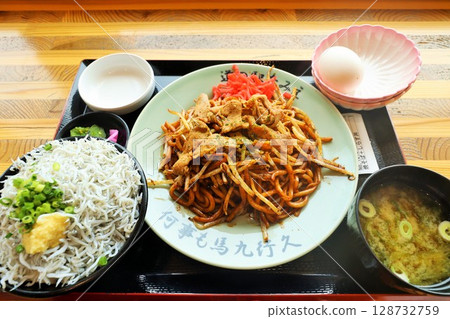 Fukushima Prefecture, Namie Town, Namie Yakisoba and Shirasu Rice Bowl Set Fukushima Prefecture, Namie Town, Namie Yakisoba and Shirasu Rice Bowl Set 128732759