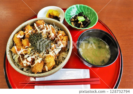 Ishikawa Prefecture Octopus cutlet rice bowl set 128732794