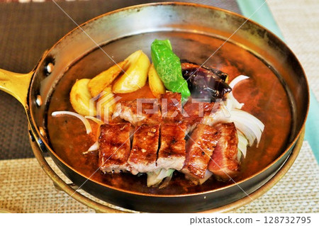 Ishikawa Prefecture Noto Beef Sirloin Steak 128732795