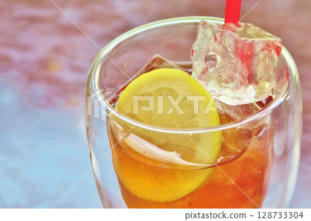 Iced lemon tea with ice Iced lemon tea with ice 128733304