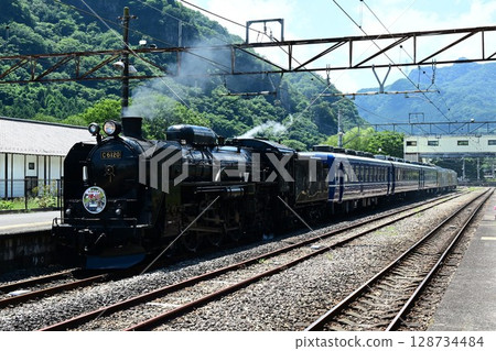 新活動列車,SL/GV群馬橫川,信越線橫川站 新活動列車,SL/GV群馬橫川,信越線橫川站 128734484