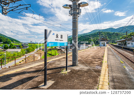 滋賀縣長濱市西夏西町長原湖西線長原站風景 128737200