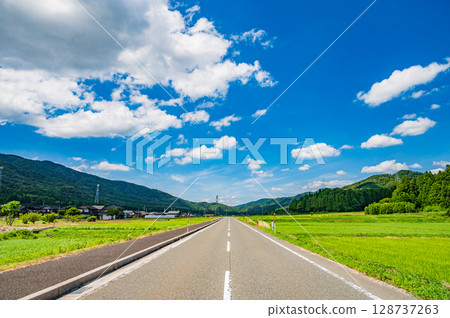 A peaceful rural landscape in the Oku-Biwako region, Nishiasai-cho, Nagahama City, Shiga Prefecture A peaceful rural landscape in the Oku-Biwako region, Nishiasai-cho, Nagahama City, Shiga Prefecture 128737263