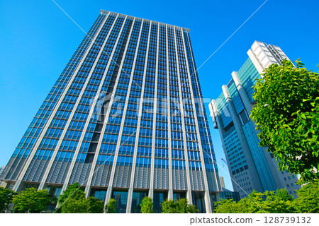 Shinagawa Season Terrace, a business district near Shinagawa Station in Tokyo Shinagawa Season Terrace, a business district near Shinagawa Station in Tokyo 128739132