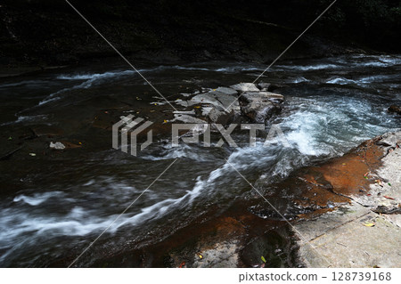 Kirishima's Senjojiki flows through the rocks 128739168