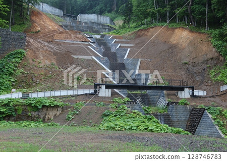 國小流落結構 128746783