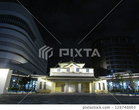 Illuminated old Kaohsiung Station 128748003