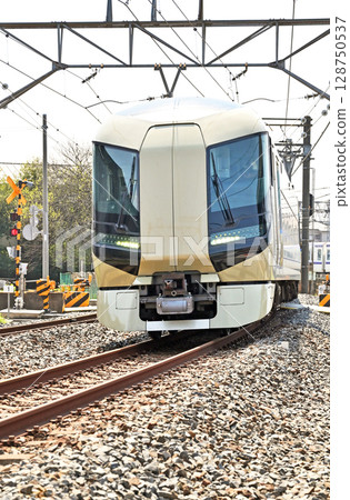 鐵路私人鐵路：東武日光線特急Liberty華嚴號13號、會津號113號 128750537