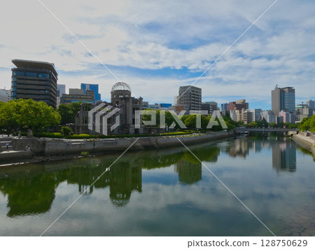 Scenery of Hiroshima city Scenery of Hiroshima city 128750629