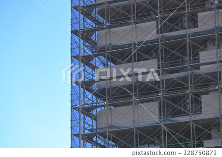 Image of external scaffolding (framework scaffolding) Image of external scaffolding (framework scaffolding) 128750871