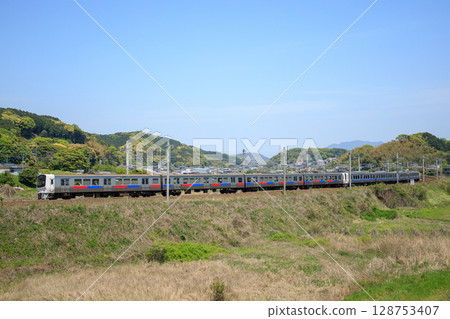 JR九州811系列車(新編列車) JR九州811系列車(新編列車) 128753407